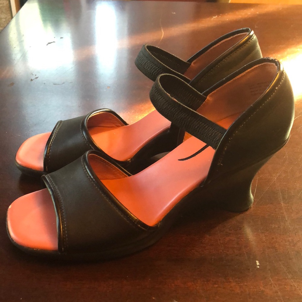 Fluevog Friends Mae